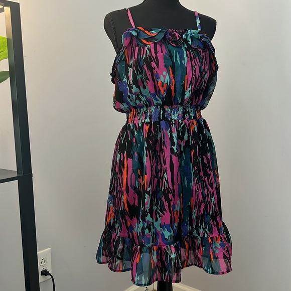 Ultra Flirt Summer - spring dress 👗 - Picture 2 of 10